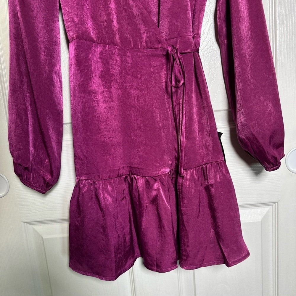 Lulus Wrap Dress Women's Small Purple Satin So Splendid Magenta Ruffled Hem New - Picture 5 of 11